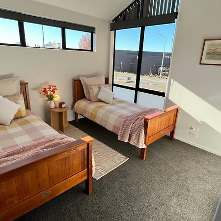 Luxury 2 Bedroom By St James Park クライストチャーチ エクステリア 写真