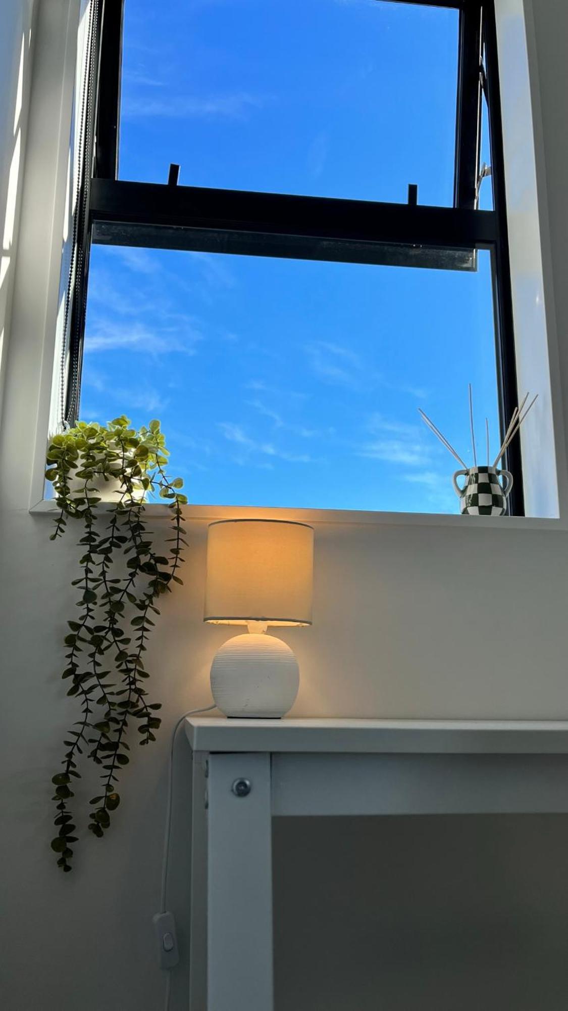 Luxury 2 Bedroom By St James Park クライストチャーチ エクステリア 写真